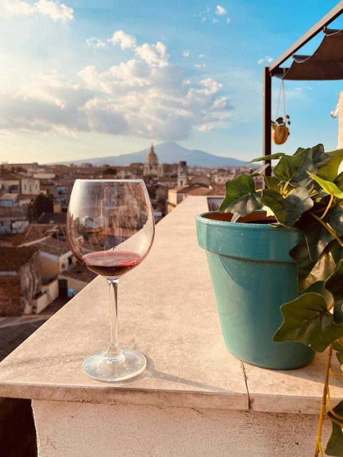 Finestra Sulla Sicilia Bed and Breakfast Κατάνια Εξωτερικό φωτογραφία
