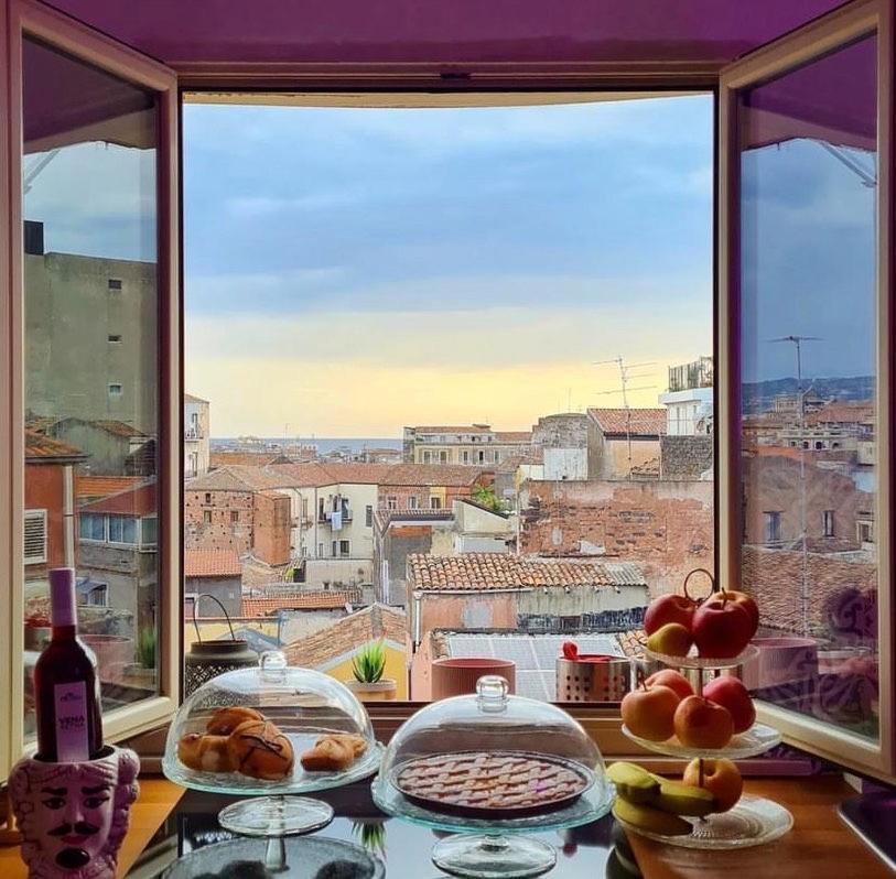 Finestra Sulla Sicilia Bed and Breakfast Κατάνια Εξωτερικό φωτογραφία